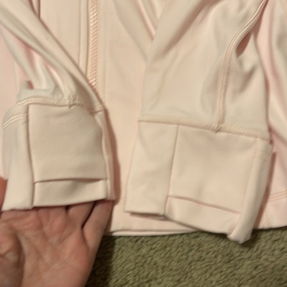 Sold out Lululemon Define Jacket *Nulu Strawberry Milkshake sz 12 Like New - Picture 10 of 11